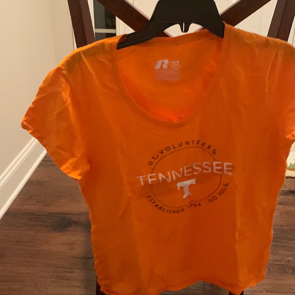 Women’s M orange Tennessee short sleeve shirt